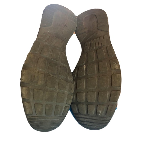 NIKE | men’s black running shoes size 12 - Picture 3 of 4